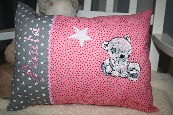 Kissen Katze Stern graue Sterne Punkte rot rosa & Wunschnamen W1291