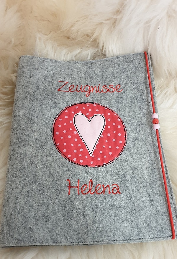 Zeugnismappe Herz im Kreis rot rosa Dots Wollfilz mit Namen W87