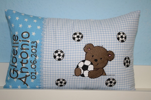 Kissen Teddy Bär Fußball Sterne Karo hellblau & Wunschnamen W885