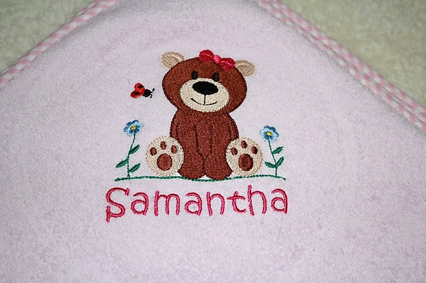 Babybadetuch Kapuzenhandtuch Bär Bärchen rosa & Wunschname W517