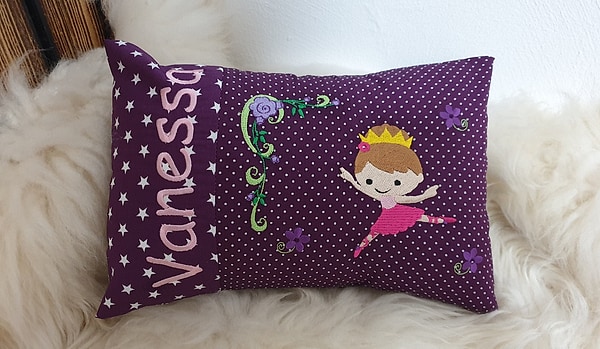 Kissen Ballerina Sterne lila Punkte lila & Wunschnamen W1128