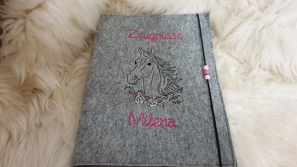 Zeugnismappe Pferd Blumen Wollfilz mit Namen W126