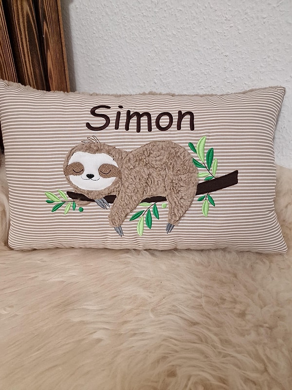 Kissen Taufkissen Faultier schlafend Streifen beige & Wunschnamen W1746