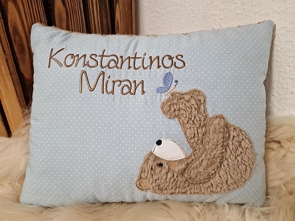 Kissen Taufkissen Bär Teddy Schmetterling Punkte hellblau & Wunschnamen W1529