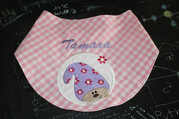 Halstuch Lätzchen Wichtel Karo rosa mit Namen W253