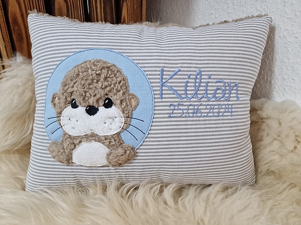 Kissen Taufkissen Otter Streifen grau & Wunschnamen W824
