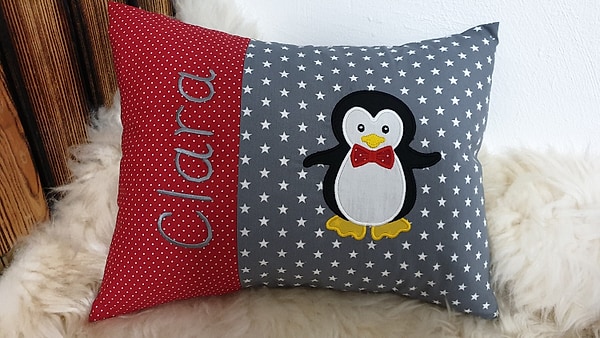 Kissen Pinguin rot grau & Wunschnamen W804