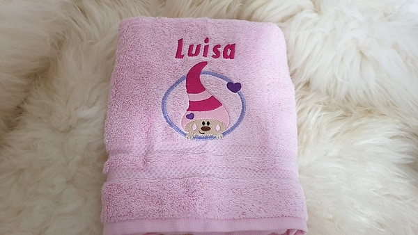 Handtuch Wichtel rosa Kreis mit Namen bestickt W432