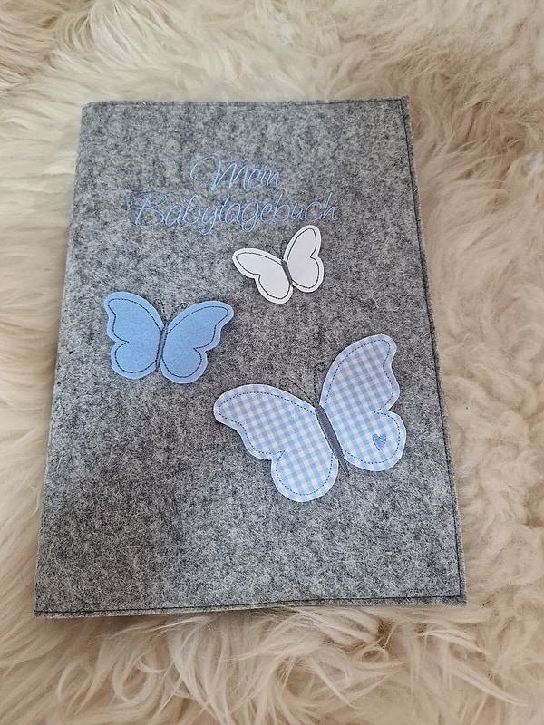 Babytagebuch Babyalbum Babybuch hellblau Schmetterlinge 3D W35