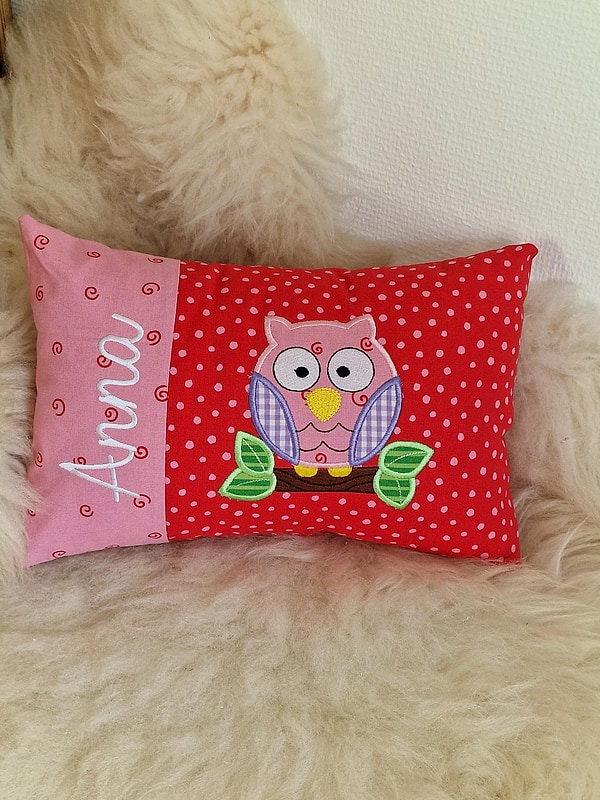 Kissen Eule Ast rosa Kringel Dots rot & Wunschnamen W1309