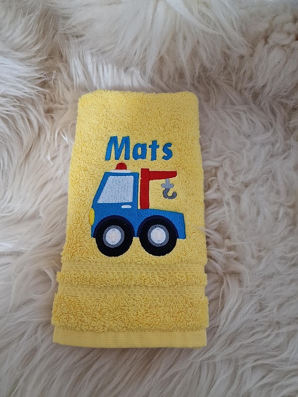 Handtuch Abschlepper mit Namen bestickt W619