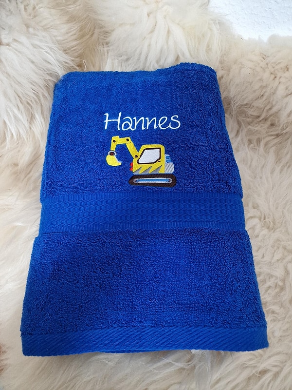 Handtuch Bagger royalblau mit Namen bestickt W1551