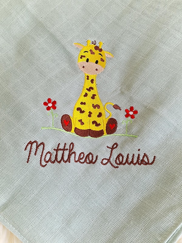 Mullwindel Spucktuch Giraffe mit Namen W270