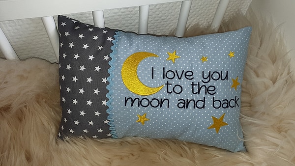 Kissen Mond Sterne Liebe grau blau & Wunschnamen W881