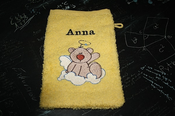 Handtuch Schutzbärchen mit Namen bestickt W524