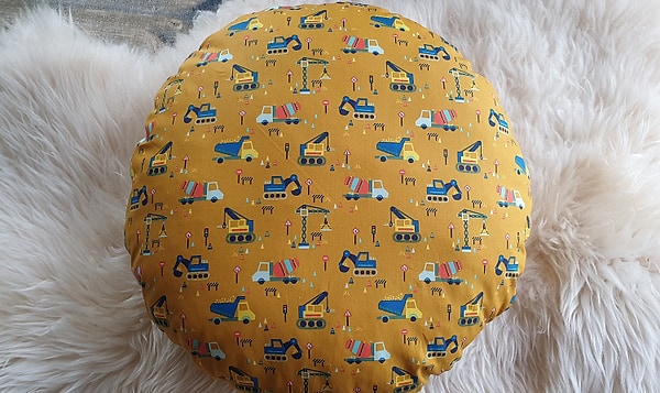Bodenkissen Kindersitzkissen Sitzkissen Bagger Baustelle senfgelb W1236