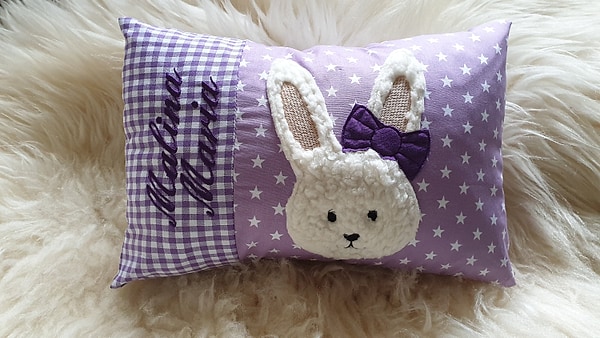Kissen Hase Schleife lila Sterne flieder & Wunschnamen W765