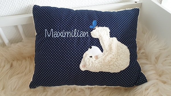 Kissen Taufkissen Bär Teddy Schmetterling Punkte dunkelblau & Wunschnamen W1053
