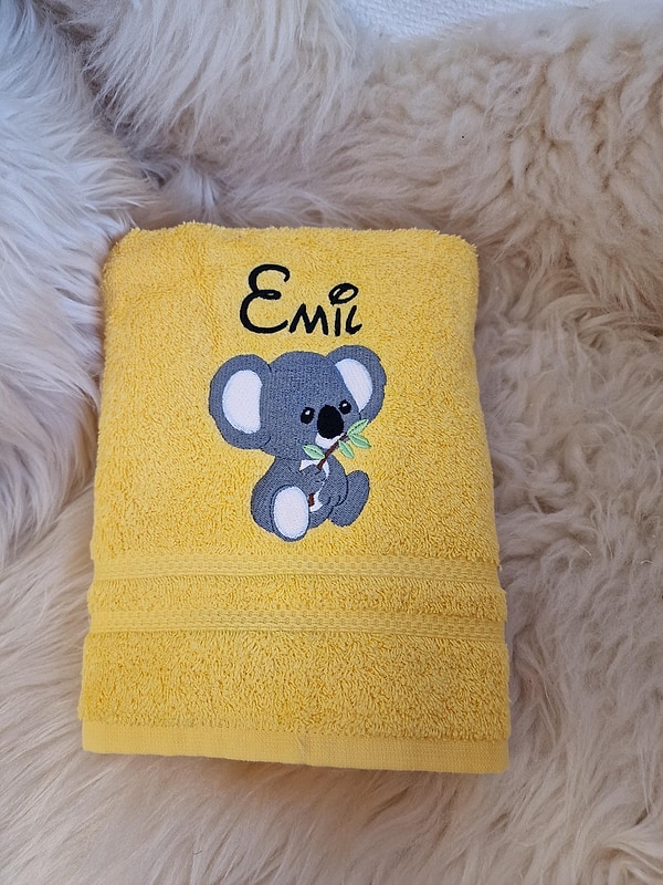 Handtuch Koala Ast gelb mit Namen bestickt W1836