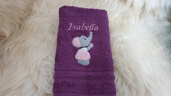 Handtuch Elefant mit Namen bestickt W378