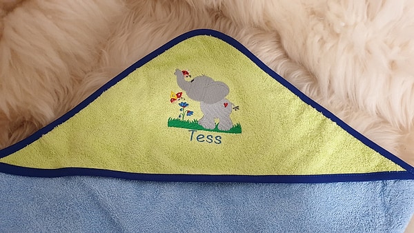 Babybadetuch Kapuzenhandtuch Elefant & Wunschname W417