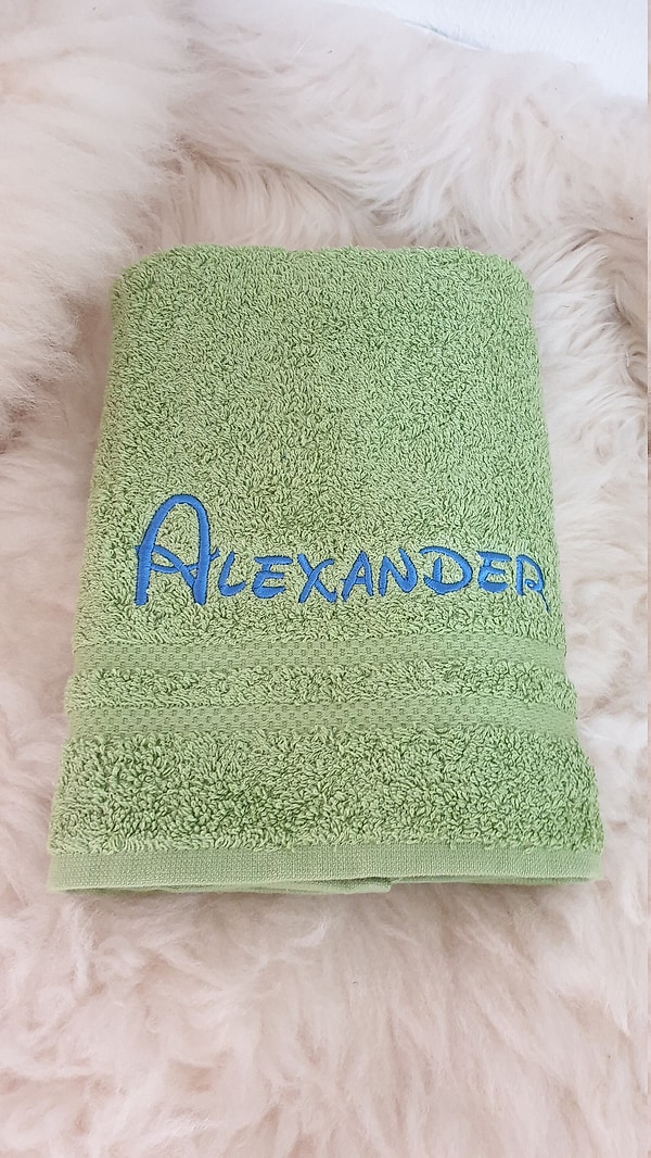 Handtuch mit Namen bestickt DS W495