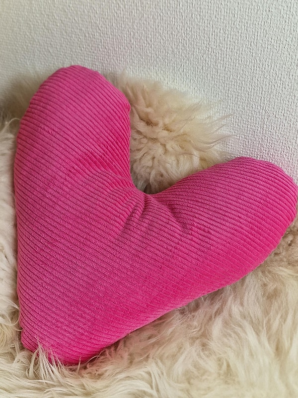 Herzkissen Mastektomie Kissen Brustherzkissen Lagerungskissen Cord Breitcord pink W1805
