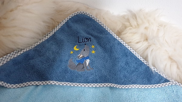 Babybadetuch Kapuzenhandtuch Wolf petrol & Wunschname W437