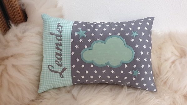Kissen Wolke mint graue Sterne & Wunschnamen W1166