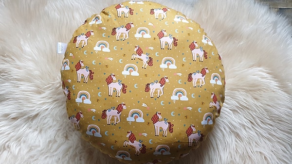 Bodenkissen Kindersitzkissen Sitzkissen Einhorn Regenbogen senfgelb W1264