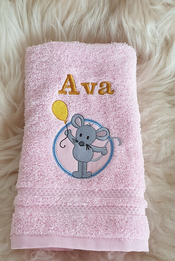 Handtuch Maus Mäuschen mit Namen bestickt W471