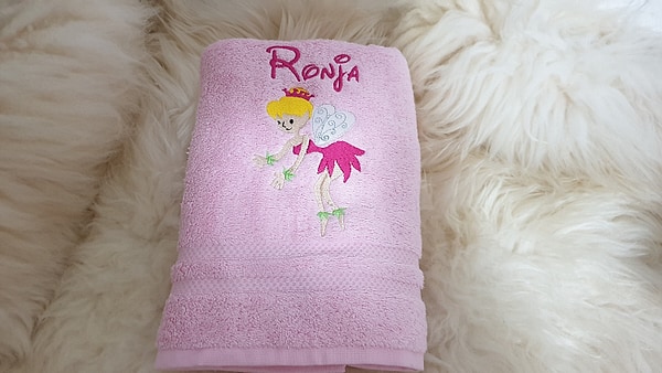Handtuch Fee mit Namen bestickt W429