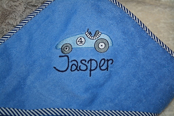 Babybadetuch Kapuzenhandtuch Rennauto Auto blau & Wunschname W557