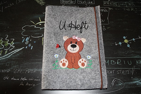 U-Heft Hülle Bär Teddy Bärchen mit Namen W647