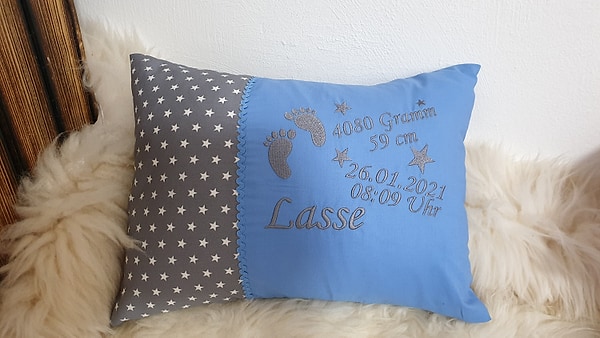 Kissen Geburtskissen Sterne grau mittelblau & Wunschnamen W1029