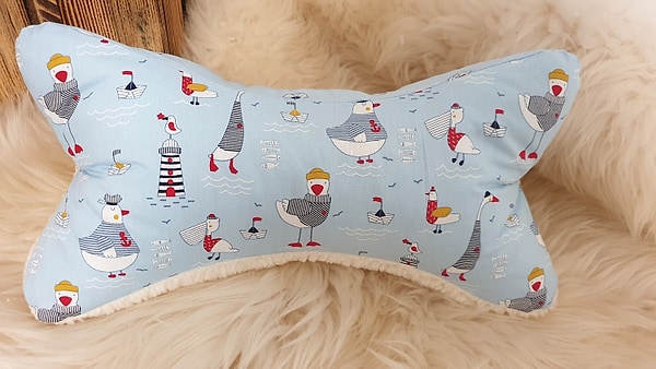 Leseknochen Nackenkissen Möwen Schiffchen maritim hellblau W1038