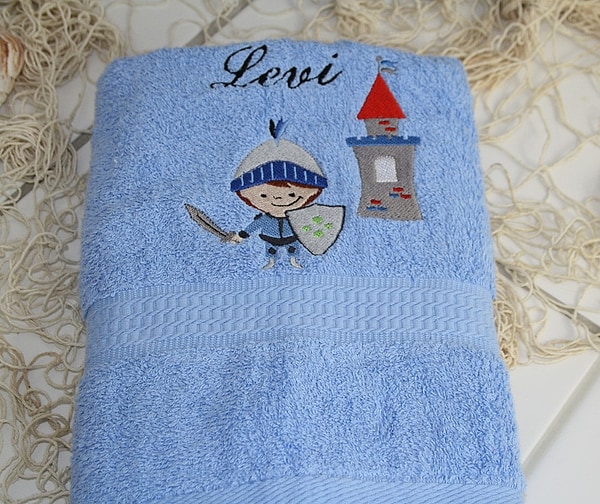 Handtuch Ritter Turm mit Namen bestickt W565