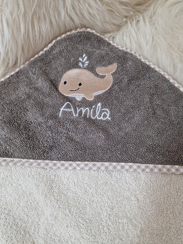 Babybadetuch Kapuzenhandtuch Wal beige Wal beige & Wunschname W373