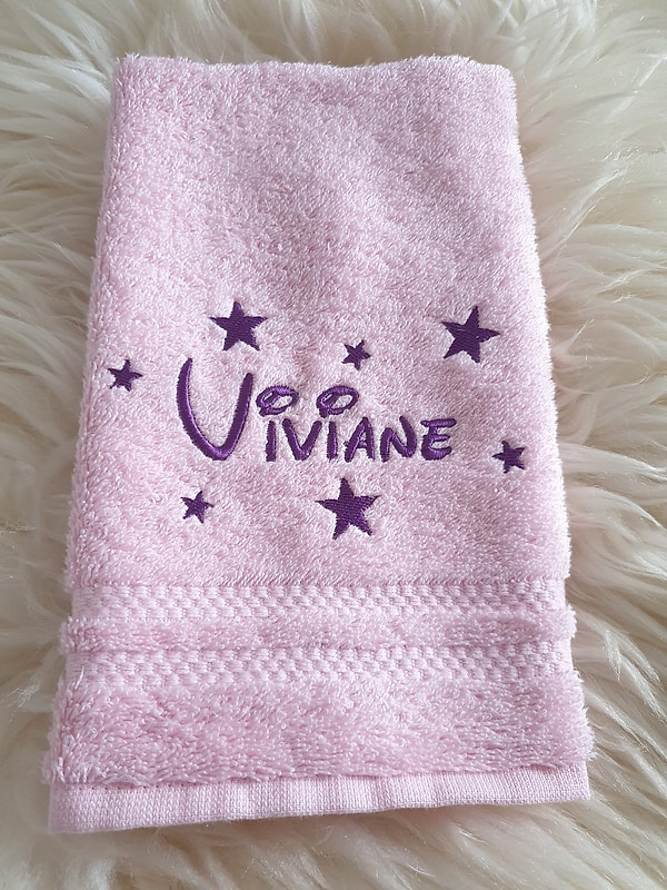 Handtuch Sterne #2 mit Namen bestickt W389