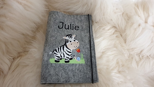 U-Heft Hülle Zebra mit Namen W654
