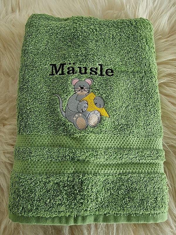 Handtuch Maus Käse mit Namen bestickt W442