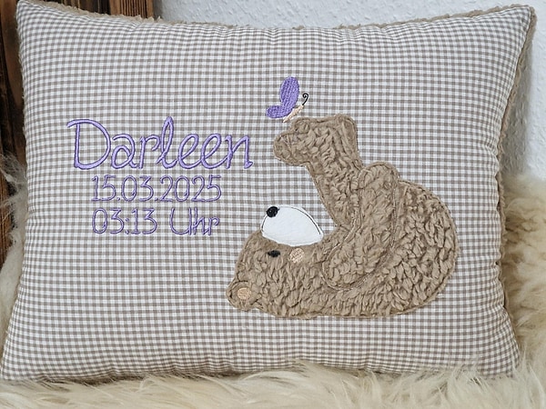 Kissen Taufkissen Bär Teddy Schmetterling beige Karo flieder Schrift & Wunschnamen W1595