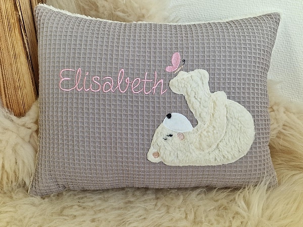 Kissen Bär Eisbär Teddy Schmetterling Waffel beige (hell) Schrift rosa & Wunschnamen W1792