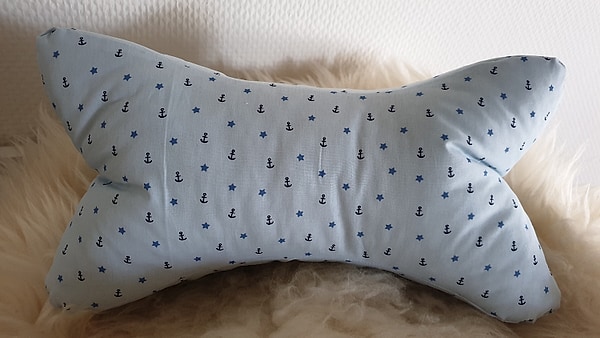 Leseknochen Nackenkissen Relaxkissen kleine Anker Sterne hellblau W1452