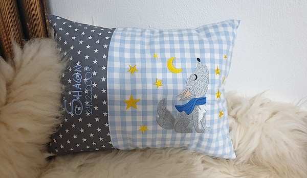 Kissen Wolf grau blau & Wunschnamen 30 x 40 cm W1286