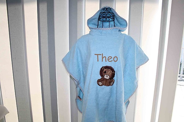 Badeponcho Poncho Löwe mit Wunschnamen W580