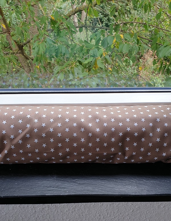 Zugluftkissen Zugluftstopper Zugluftschlange Zugluftdackel Sterne beige W14
