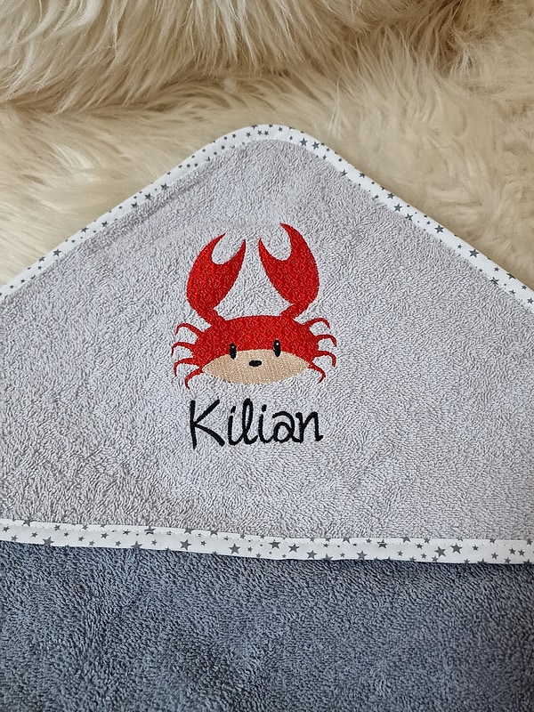 Babybadetuch Kapuzenhandtuch Krebs grau & Wunschname W388