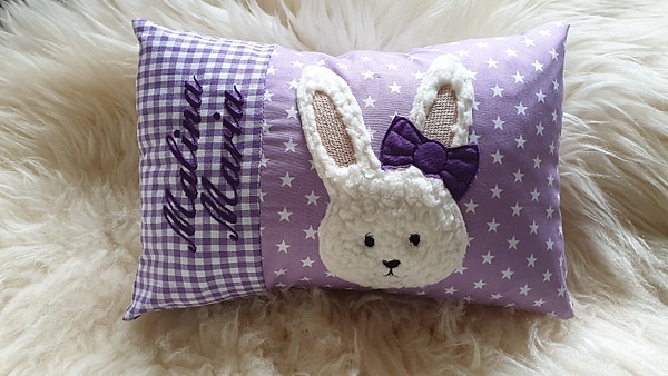 Kissen Hase Schleife lila Sterne flieder & Wunschnamen W765
