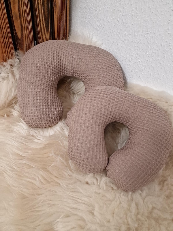 Nackenhörnchen Nackenstütze Reisekissen Waffel Waffelpique beige (dunkel) W165